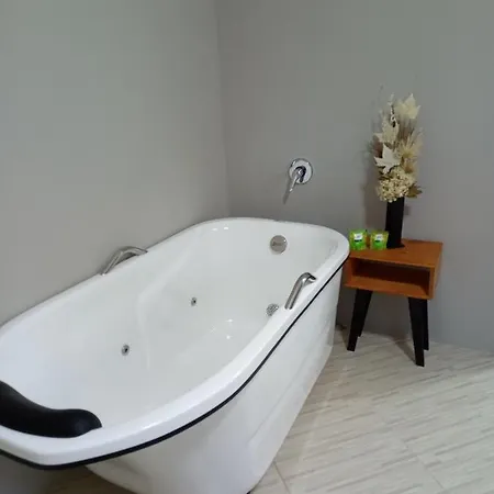Magia Das Hortensias - Natureza, Hidromassagem E Muita Tranquilidade! Canela Exterior photo